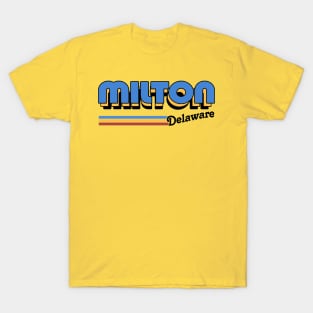 Milton, Delaware / / Retro Style Design T-Shirt